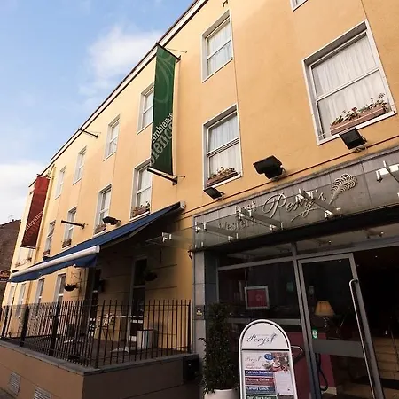 Pery's Hotel 3*